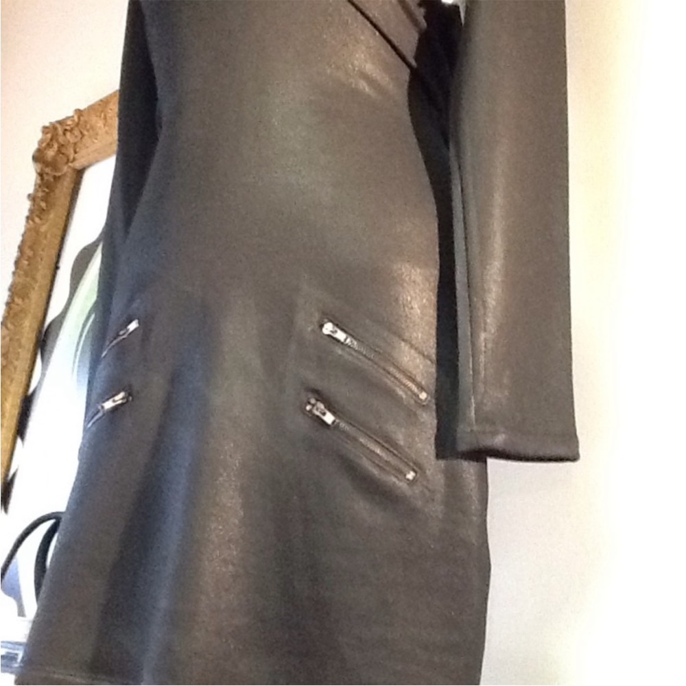 Benjamin Jay Dress - Picture 6 of 6